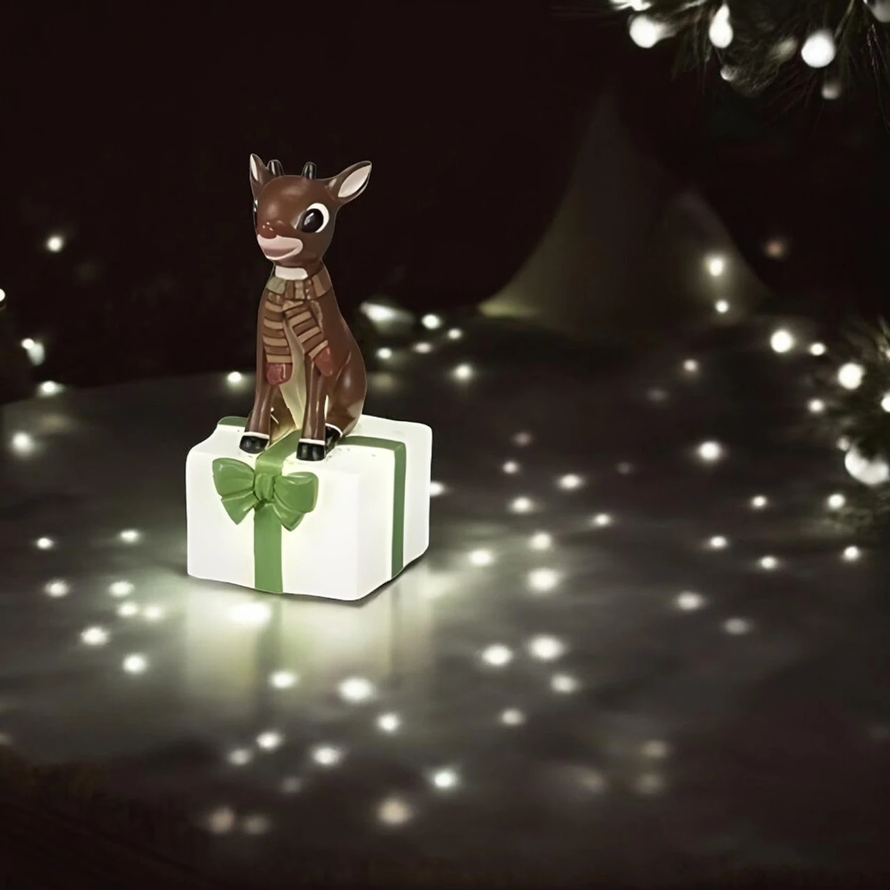 LED Rudolph The Red-Nosed Reindeer On Present Figurine 2 LED Rudolph The Red-Nosed Reindeer On Present Figurine - Image 2